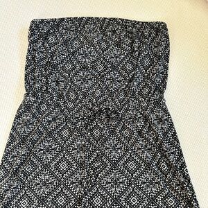 Old Navy Black and White Strapless Dress